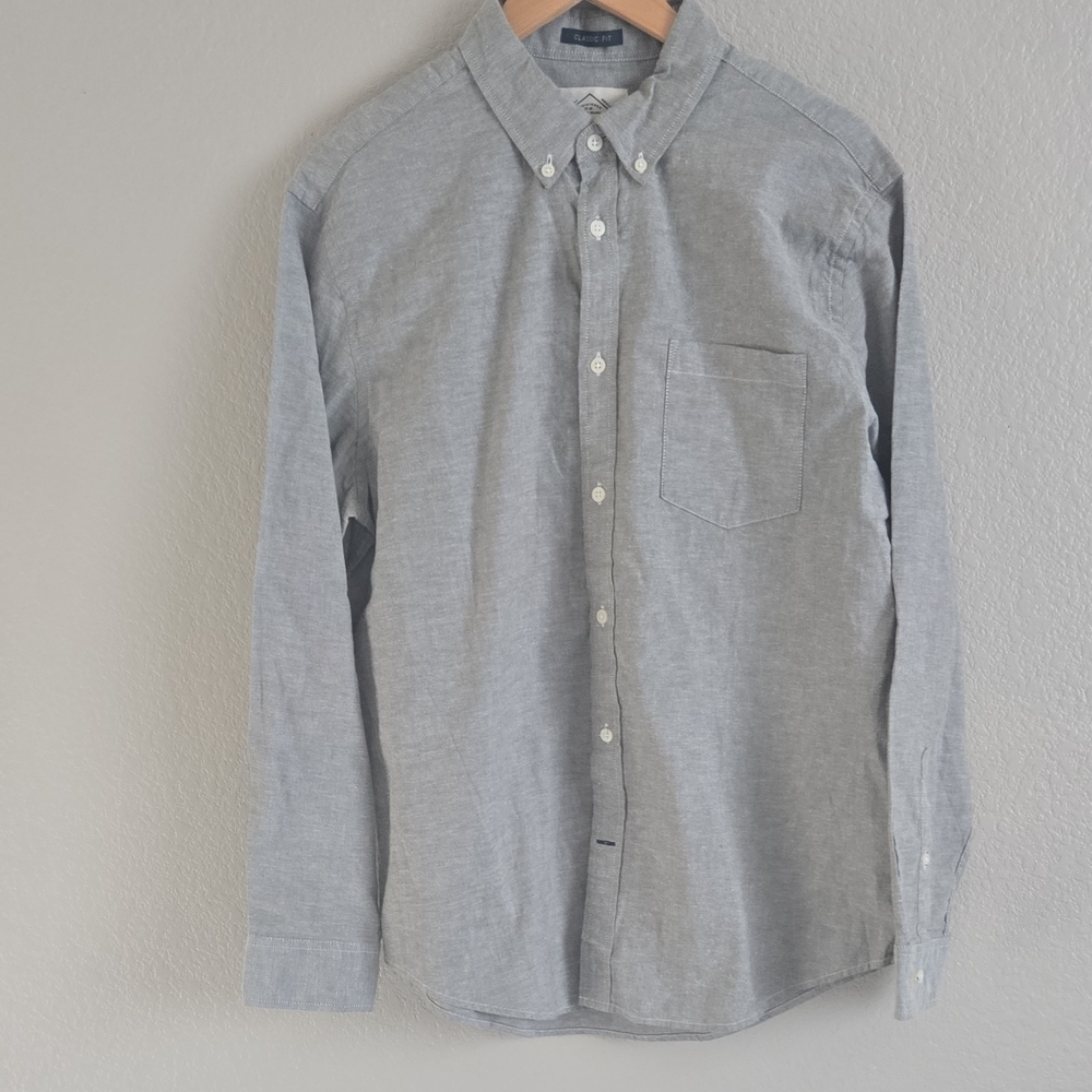 St. John's Bay Light Gray Casual Button Down Shirt